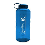 NEW YORK YANKEES  PLASTIC WATER BOTTLE - LARGE (66 oz)