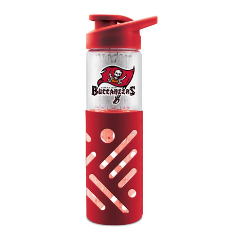 TAMPA BAY BUCCANEERS GLASS WATER BOTTLE W SILICON PROTECTOR SLEEVE 23 OZ